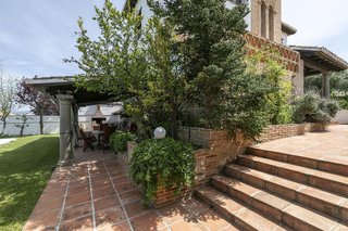 Chalet en venta en Zubia (La)