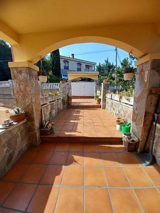 Chalet en venta en Castellví de Rosanes