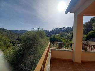 Chalet en venta en Castellví de Rosanes