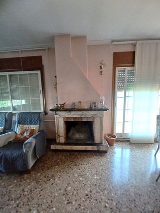 Chalet en venta en Castellví de Rosanes