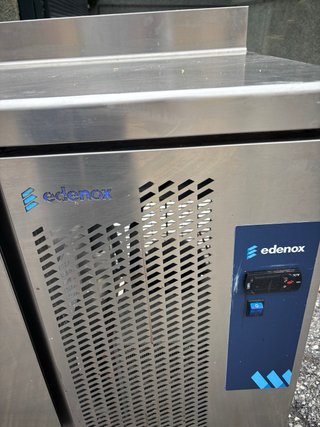 Mesa Fría Edenox 2 Puertas Bajo Mostrador