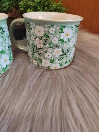 Juego de 2 tazas florales