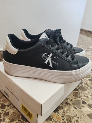 Zapatillas Calvin Klein Negras y Blancas