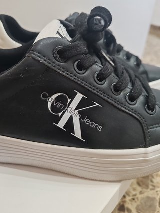 Zapatillas Calvin Klein Negras y Blancas