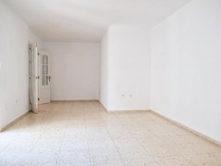 Piso en venta en Cerrado Calderón - El Morlaco en Málaga