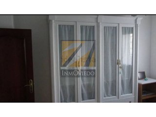 Piso en venta en El Polígono en Gijón