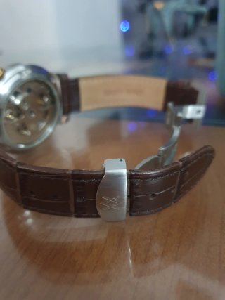 Reloj BA111OD Esqueleto Dorado Marrón