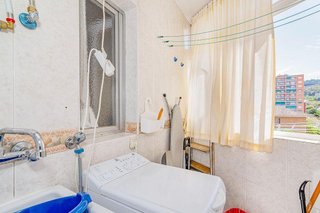 Piso en venta en Polígono Cartuja – La Paz en Granada