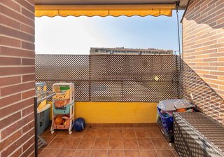 Piso en venta en Camino de Ronda - Rosaleda en Granada