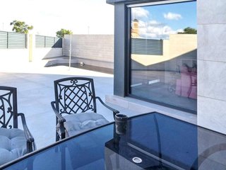 Chalet en venta en Meco pueblo en Meco