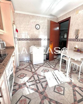 Chalet en venta en Gelves