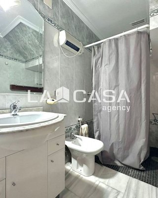 Chalet en venta en Gelves
