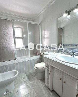 Chalet en venta en Gelves