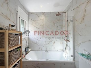 Casa adosada en venta en Gràcia en Sabadell