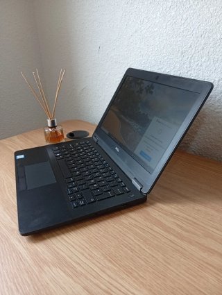 Dell Latitude E7270 Profesional
