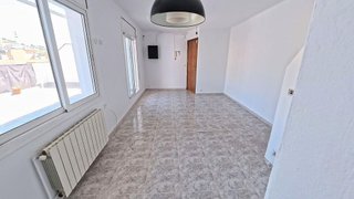 Ático en venta en Les Roquetes en Barcelona