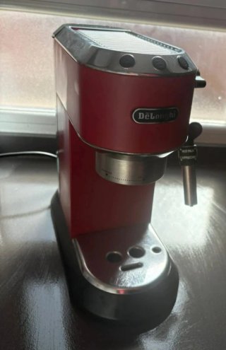 Cafetera De'Longhi Roja