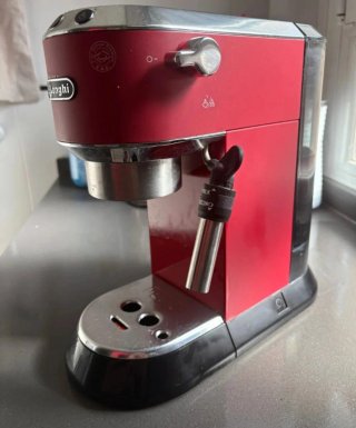 Cafetera De'Longhi Roja