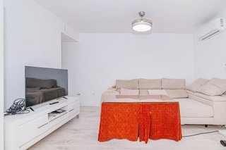 Piso en venta en Zubia (La)