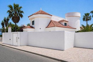 Piso en venta en Calaburra - Chaparral en Mijas