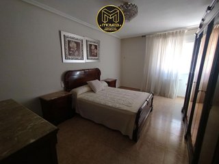 Piso en venta en Hospital en Jaén