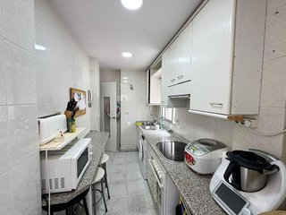Piso en venta en Pradolongo en Madrid