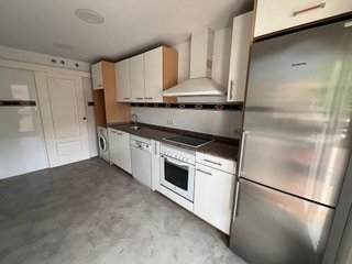 Piso en venta en Portillejo - Valdegastea en Logroño