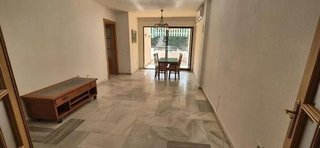 Piso en venta en La Carihuela en Torremolinos