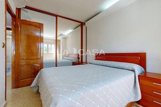 Piso en venta en La Malva-rosa en Valencia
