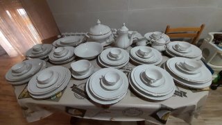 Vajilla Pontesa 56 piezas sin estrenar