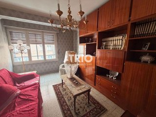Piso en venta en Plaza España - Villa Pilar - Reyes Católicos - Vadillos en Burgos