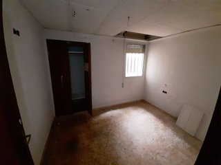 Chalet en venta en L'Alquenència en Alzira