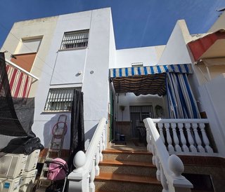 Casa adosada en venta en Vista Azul - Consolación en Dos Hermanas