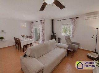 Casa adosada en venta en Los Pacos en Fuengirola