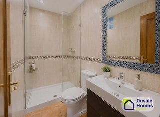 Casa adosada en venta en Los Pacos en Fuengirola