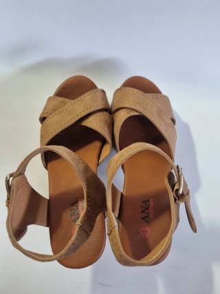 Sandalias de tacón ligeras