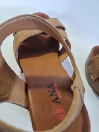 Sandalias de tacón ligeras