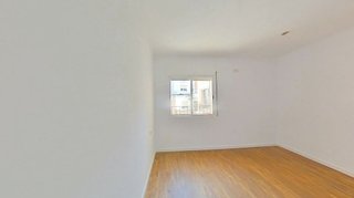 Piso en venta en Les Roquetes en Barcelona