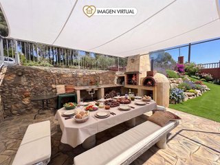 Chalet en venta en Vallirana