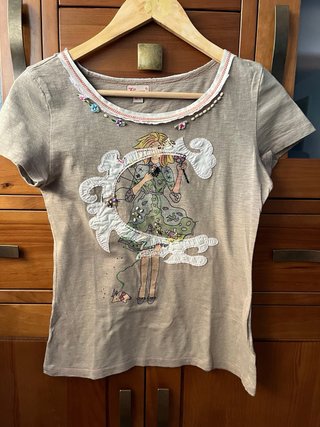 Lote 2 camisetas mujer beige y roja