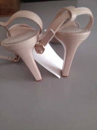 Tacones Pedro del Hierro TFP by Tamara Falcó
