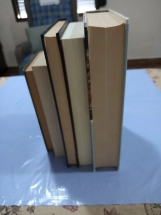 Lote de libros de César Vidal Manzanares