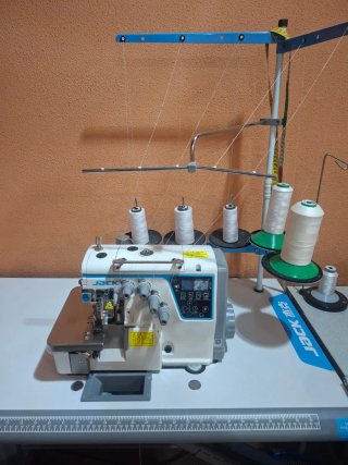 Máquina de coser industrial Singer