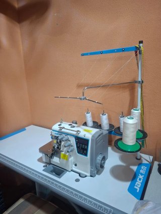 Máquina de coser industrial Singer