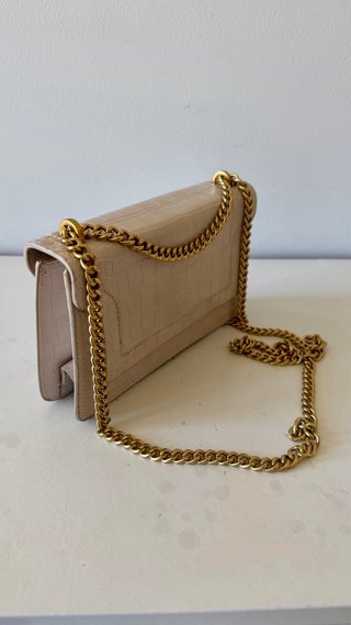 Bolso bandolera blanco efecto cocodrilo