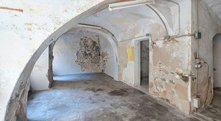 Casa adosada en venta en Besalú
