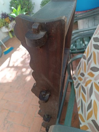 Estantería rústica de madera