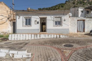 Chalet en venta en Moclín