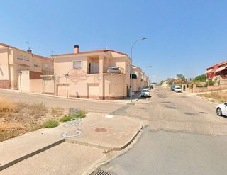 Casa adosada en venta en Escalona