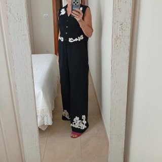 Conjunto chaleco y pantalón negro